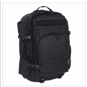 NWOT!! Sandpiper of California S.O.C. Gear Pack